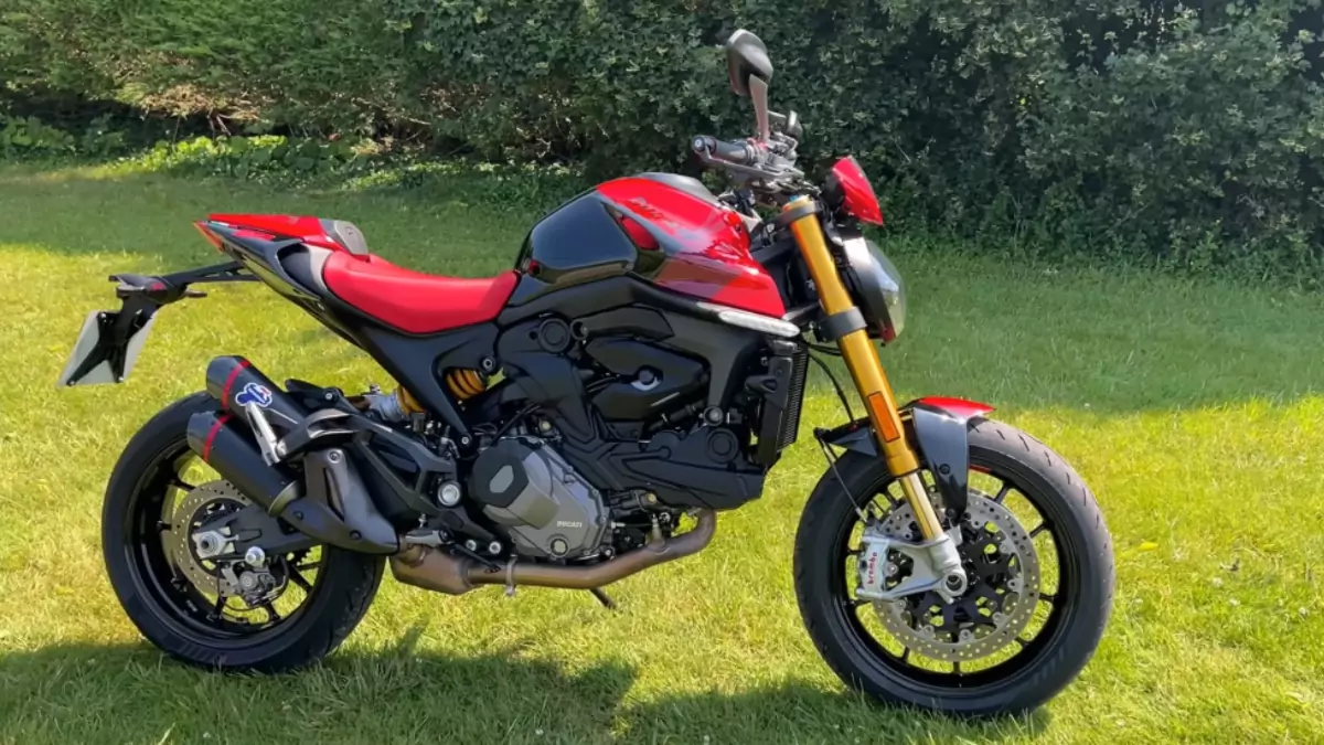 Ducati Monster SP 2025 Features, Mileage, Performance Ducati Monster SP 2025
